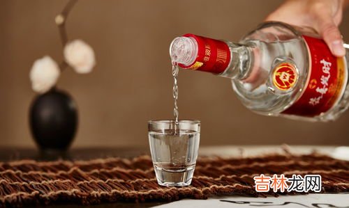 酒放越久越发苦怎么回事,白酒为什么入口苦