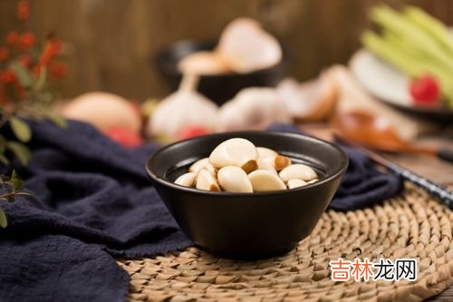 大蒜素软胶囊的功效与作用,大蒜素胶囊是抗生素吗?大蒜素胶囊孕妇可以吃吗?