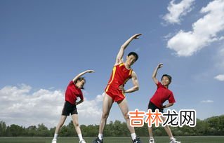跳绳前这样热身降低损伤风险,如何避免跳绳中的运动伤害?