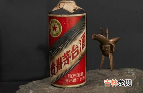 茅台瓶口有酒味是漏酒吗,茅台瓶口漏酒正常吗？