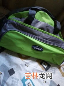 书包可以上飞机吗,坐飞机背书包随身可以吗？