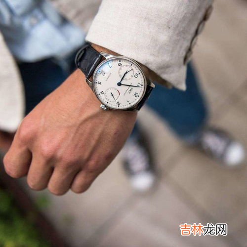 手臂细的人戴什么表好,胳膊太细是不是不适合戴手表