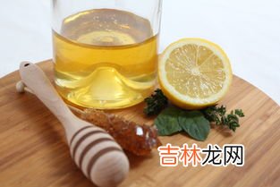 蜂蜜起泡沫是怎么回事还能吃吗,蜂蜜表面起很厚的泡沫 蜂蜜上白色泡沫能吃吗