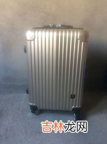 22寸箱子能带上飞机吗,22寸行李箱上飞机需要托运吗?
