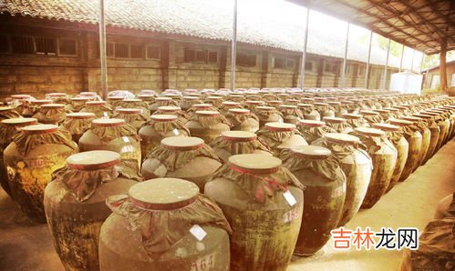 白酒放时间长了还能喝吗,白酒保质期是多久,过期还能喝吗?