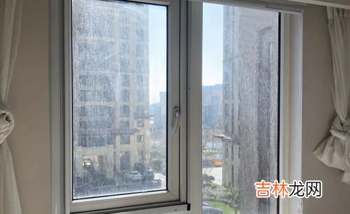 冬天门缝漏风小窍门,门缝漏风有什么方法可以处理