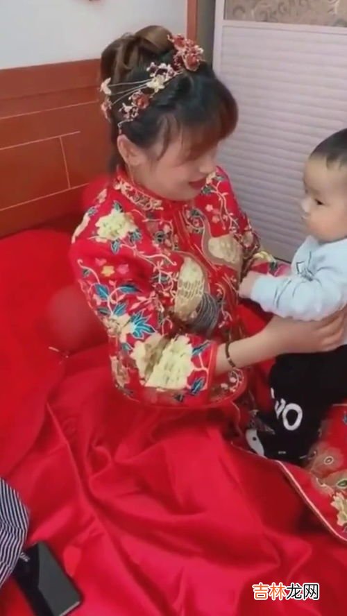 为什么新娘出嫁小孩子不能看,出嫁时回头有什么坏处