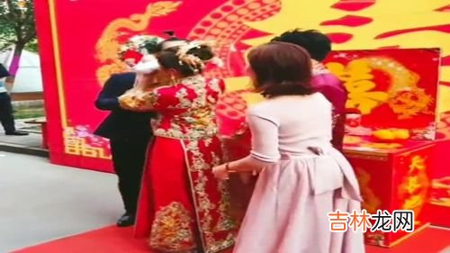 为什么新娘出嫁小孩子不能看,出嫁时回头有什么坏处