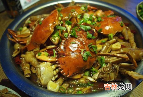 牛肉跟螃蟹能一起吃吗,牛肉能和螃蟹一起吃吗?能 不会出现不良反应味道鲜美