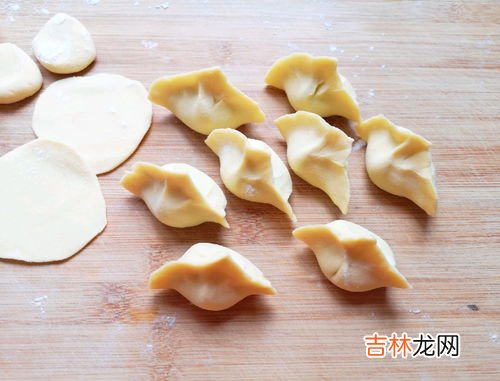 虾能和蘑菇一起吃吗,蘑菇可以跟虾一起煮吗?