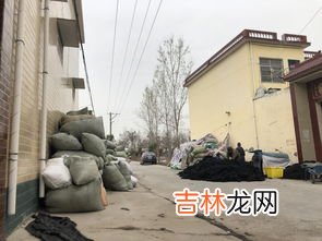 房间太热往地上洒水有用吗,房间太热没有空调怎么降温 房间太热往地上洒水有用吗