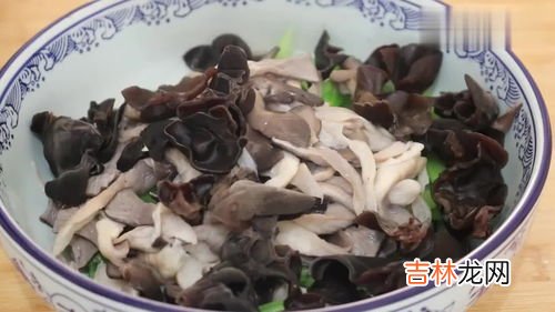 蘑菇和芹菜能一起吃吗,平菇芹菜能一起吃吗