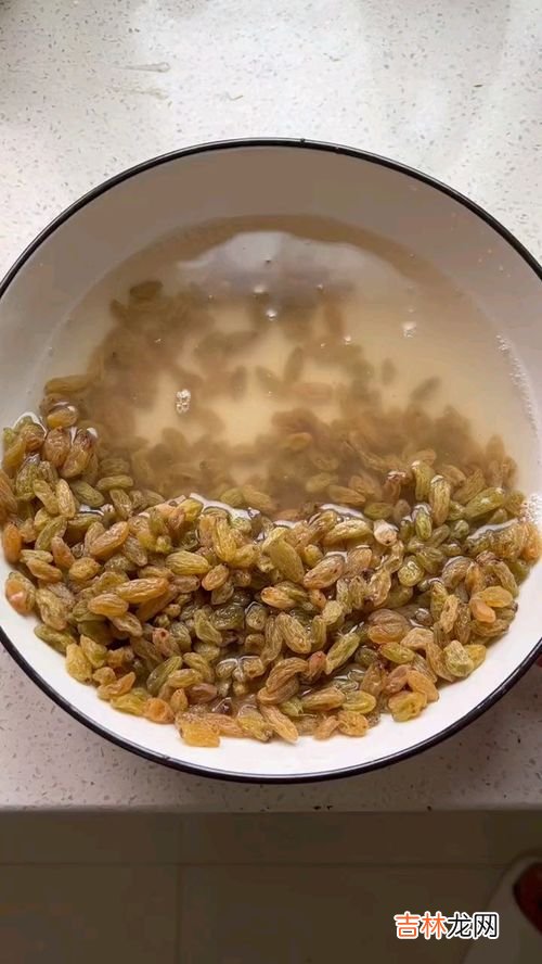 吃葡萄干需要用水清洗吗,吃葡萄干需要用水清洗吗