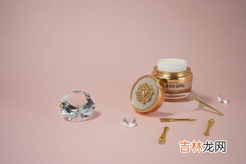 贵妇膏有什么功效晚上可以用吗,贵妇膏是白天用还是晚上用