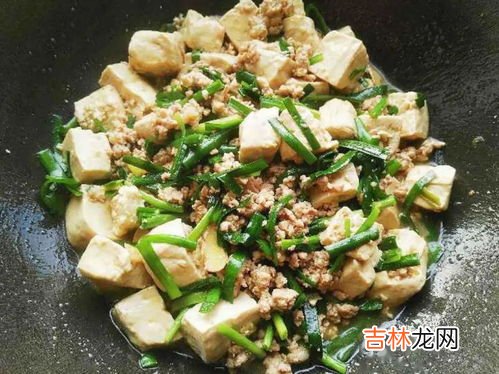 豆腐和韭菜能一起吃吗,韭菜和豆腐相克吗？