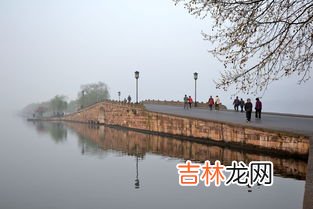 断桥的由来是什么,杭州断桥的故事来历是什么?