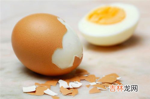 鸡蛋里面黑了还能吃吗,生鸡蛋里面发黑能吃吗