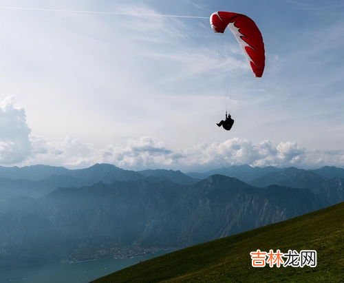 飞机出现事故的几率是多少,春秋航空事故发生几率大不大?或是有没有发生过?
