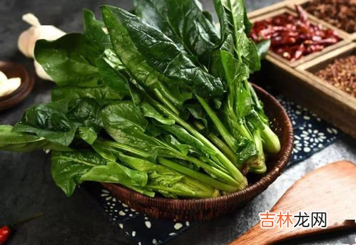 菠菜和鸡肉能一起吃吗,鸡肉能和菠菜一起吃吗?