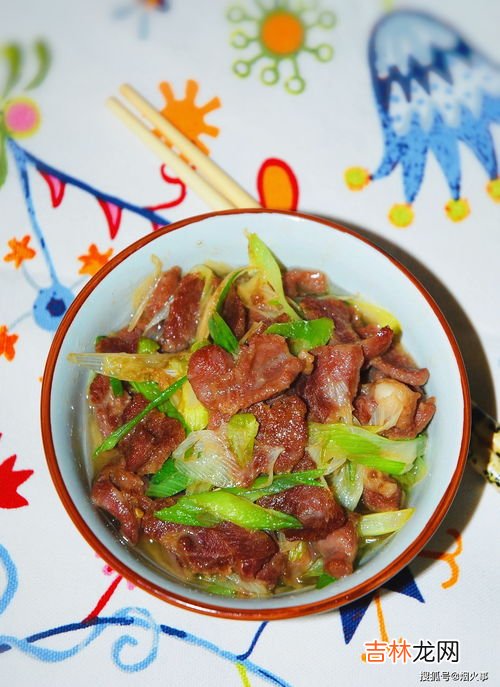 葱爆羊肉的做法,葱爆羊肉的做法