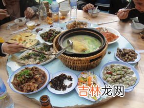 入宅饭一定要在家里吃吗,早上搬完家汤圆煮吃了,中午不在家吃饭可以吗?
