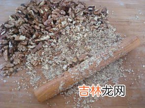 核桃仁黑色是怎么回事能吃吗,核桃仁是黑色能吃吗