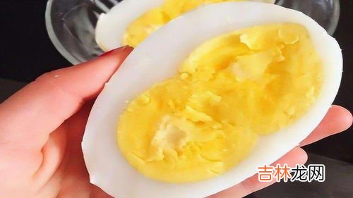 鹅蛋不能与什么食物同吃,吃鹅蛋时，不能跟什么食物一起吃？