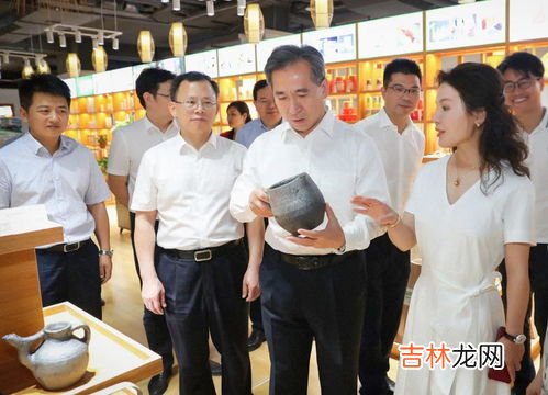 部长助理和副部长的区别,部长和副部长有什么不同?