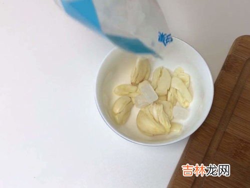 葱白煮水的功效,葱白水有什么作用 葱白水怎么煮