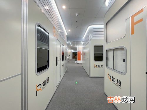 飞机晚点了应该怎么处理,航班延误的处理方法