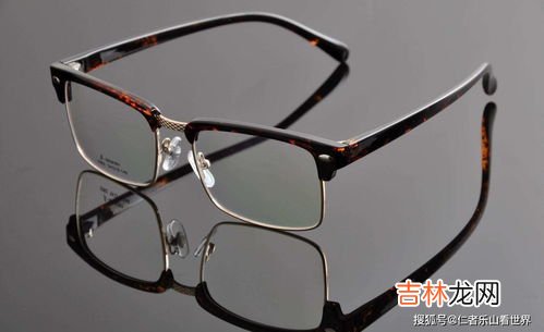 几种正确清洗眼镜的方法,眼镜用什么清洗 正确洗眼镜的方法