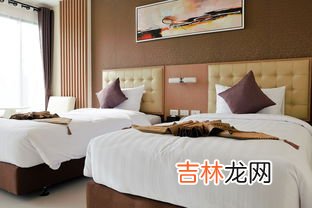 住酒店时要倒开水在马桶,入住酒店时,为啥要先烧壶开水倒进马桶里?过来人:照做准没错