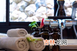 住酒店时要倒开水在马桶,入住酒店时,为啥要先烧壶开水倒进马桶里?过来人:照做准没错