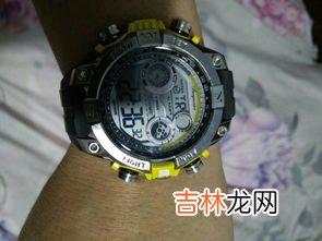 如何调整电子表的时间,电子手表怎么调时间