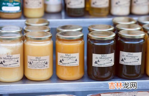 买蜂蜜不开盖辨别真假,蜂蜜怎么去辨别真假?