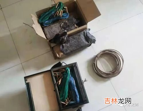 发现爆炸物应该怎么做,面对爆炸突发事件,如何自救呢