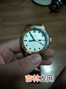 得物上面的表是真的吗,得物买欧米茄海马手表真假？