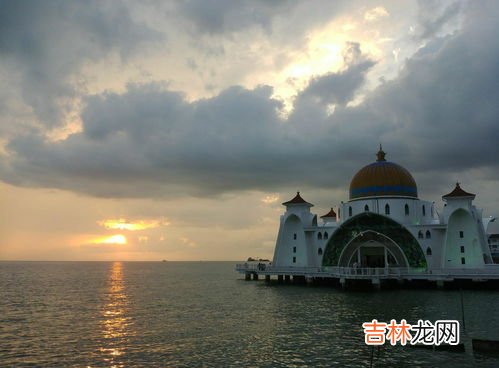 马六甲海峡是谁控制的,马六甲海峡在哪个国家