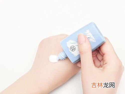补妆可以直接擦气垫吗,补妆能不能直接擦气垫