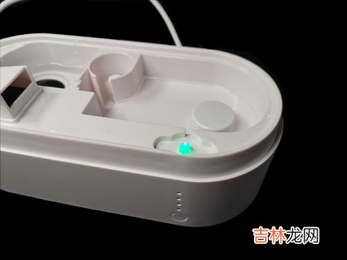 加湿器的水需要天天换吗,加湿器的水多久换一次 加湿器冒烟和不冒烟的哪种好