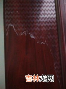新门上面的保护膜怎么快速去掉,木门上的塑料膜怎么去除？有什么小妙招？