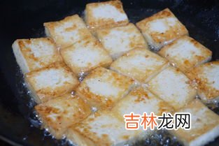 豆腐长黑毛还可以吃吗,豆腐乳长黑毛可以吃吗？