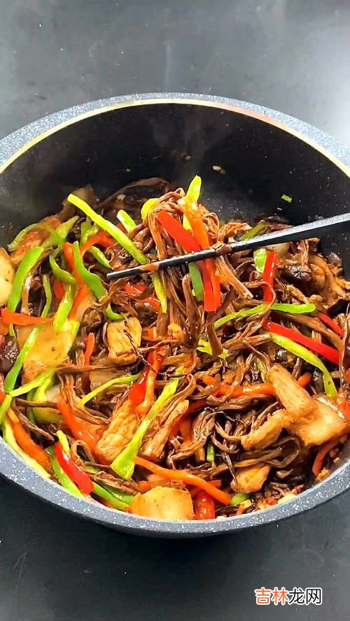 茶树菇怎么炒好吃,茶树菇炒花菜怎么做？