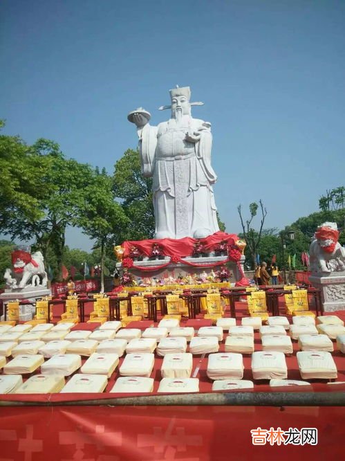 财神爷摆放位置禁忌客厅,财神不能坐东朝西为什么家里摆放财神禁忌有哪些