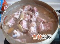 芒果和羊肉能一起吃吗,羊肉和芒果能一起吃吗？