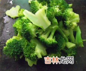 西兰花和菜花能一起炒菜吃吗,西兰花和花菜能一起吃吗？