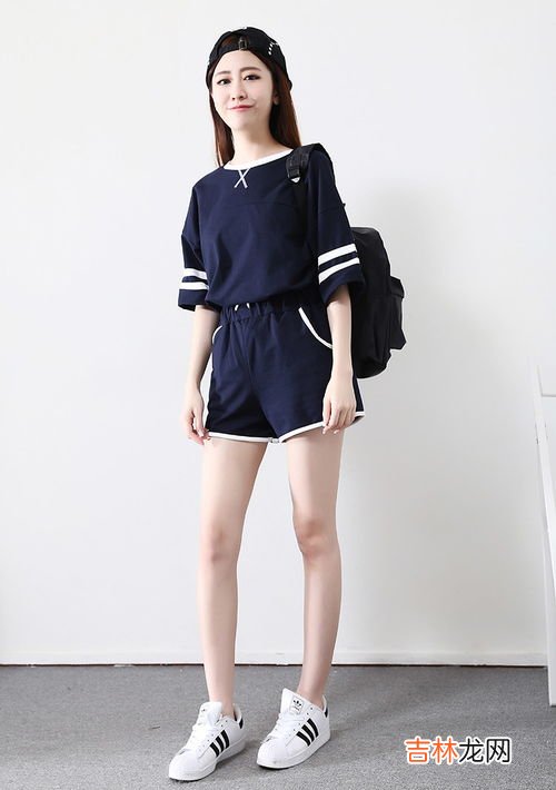 运动套装宽松品牌排行榜,运动品牌衣服排行榜前十名