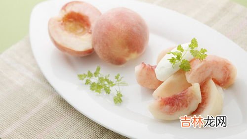 桃子如何快速去毛,桃子表面的毛用什么清除好