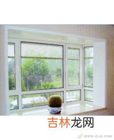 冬季窗户玻璃淌水怎么办,东北冬天窗户玻璃淌水怎么办