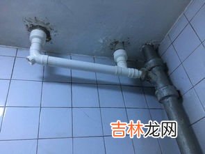 水管冻坏了漏水怎么办,墙体里的水管冻裂漏水了，该怎样堵漏？